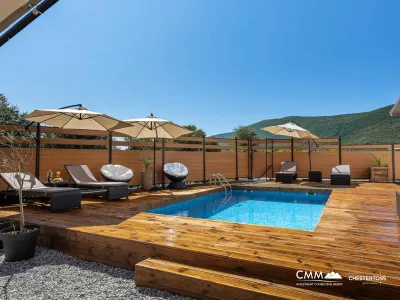 Luxuswohnung mit 52 m² und Schwimmbad